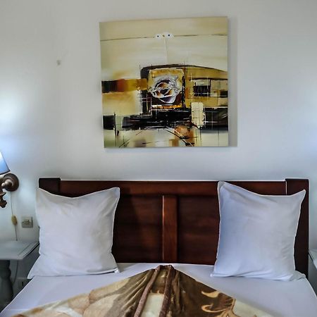 Tchero Appartement 1 Douala Eksteriør billede